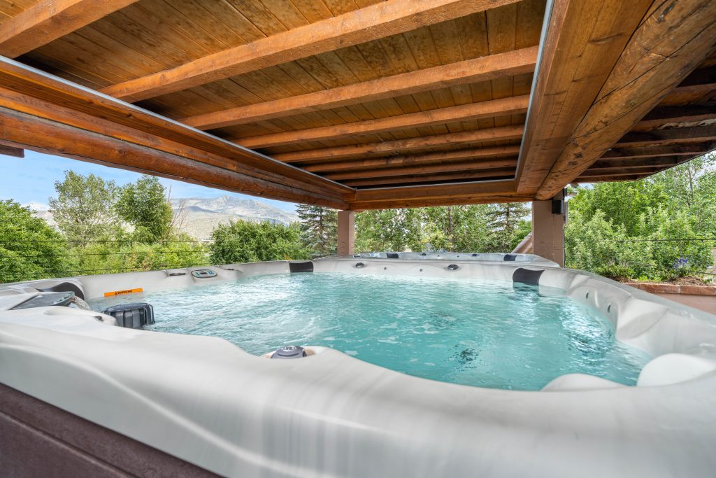 Hot tubs at Chipeta Lodge Resort + Spa